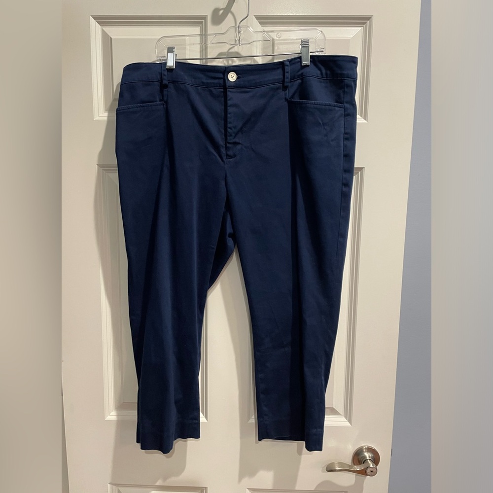CHAPS Capris, Navy, Size 16